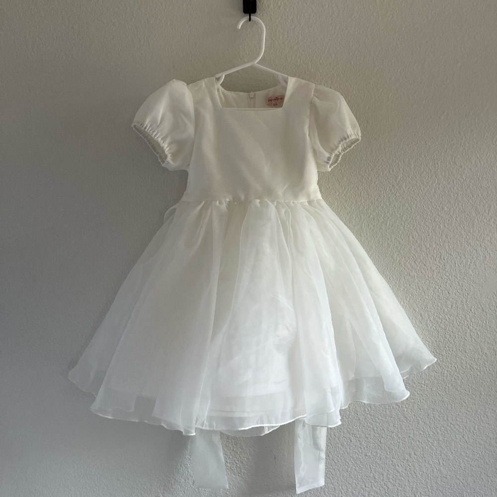 IVY CITY CO | Girls Wedding Flower Girl Cupcake Tulle Dress in White | Size 4/5 - Picture 2 of 13